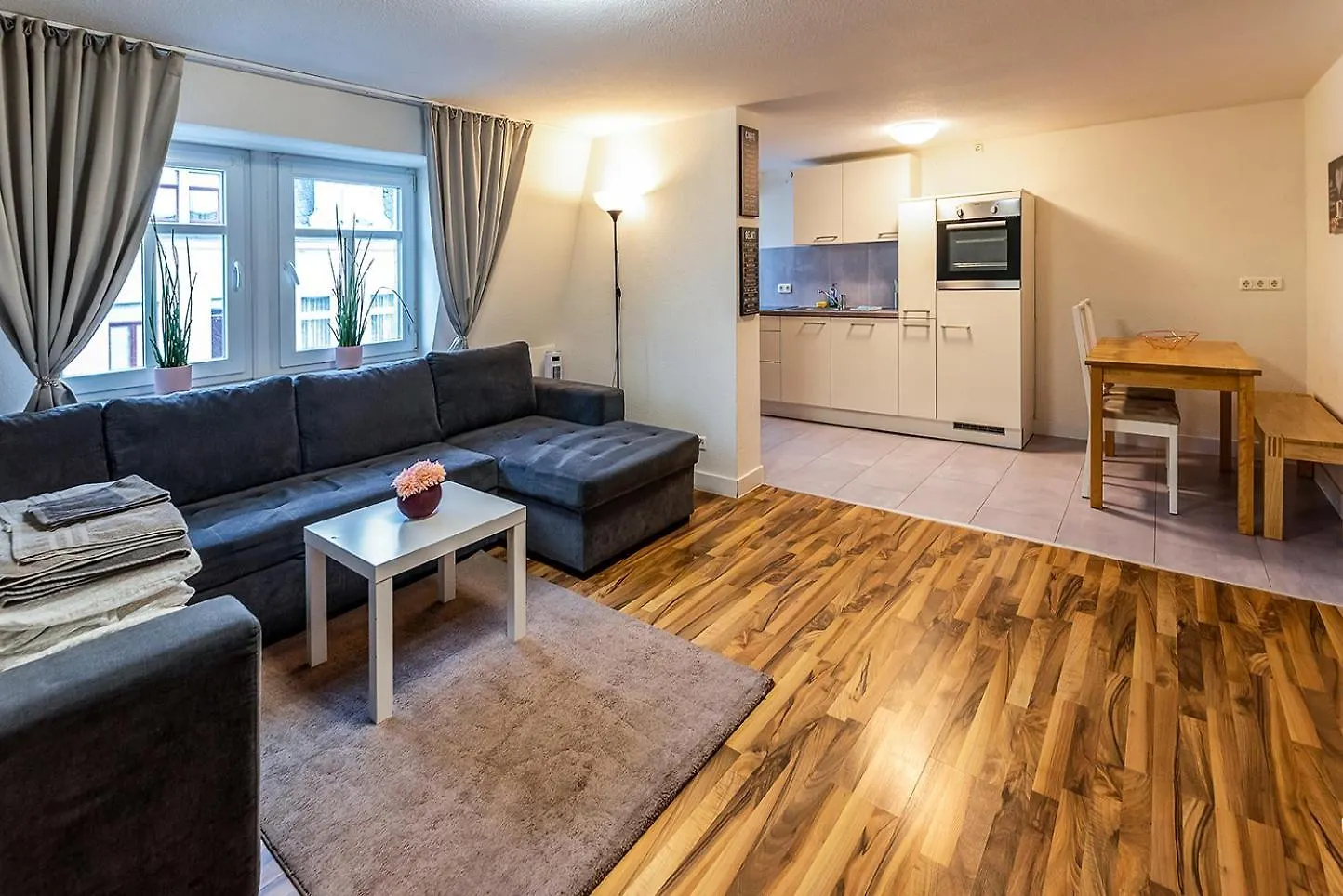 Apartment Dresden 3 Og Links Niemcy